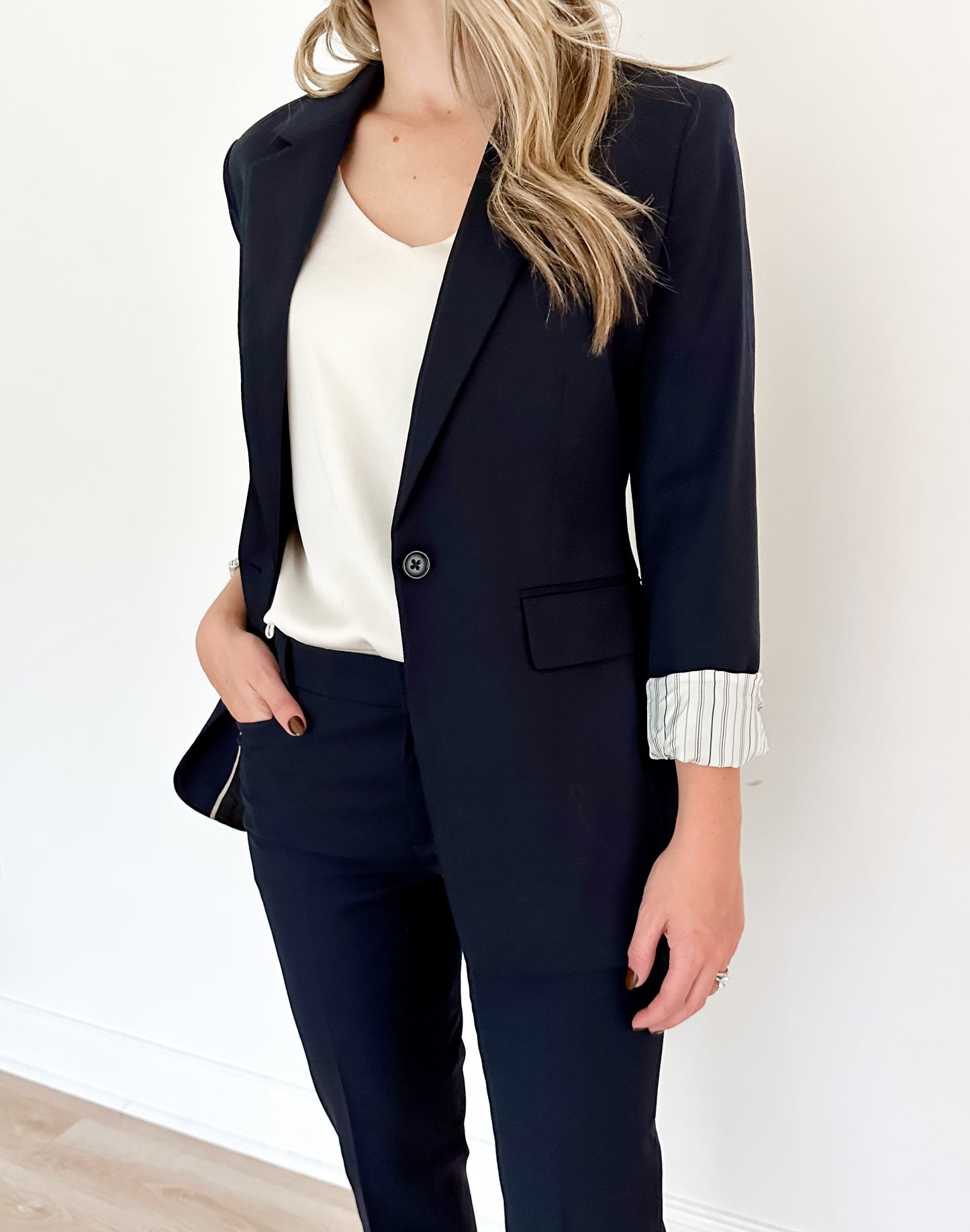 women's navy blazer